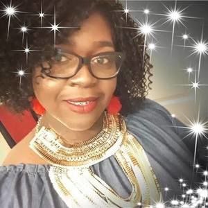 Meet your Posher, Lashanda